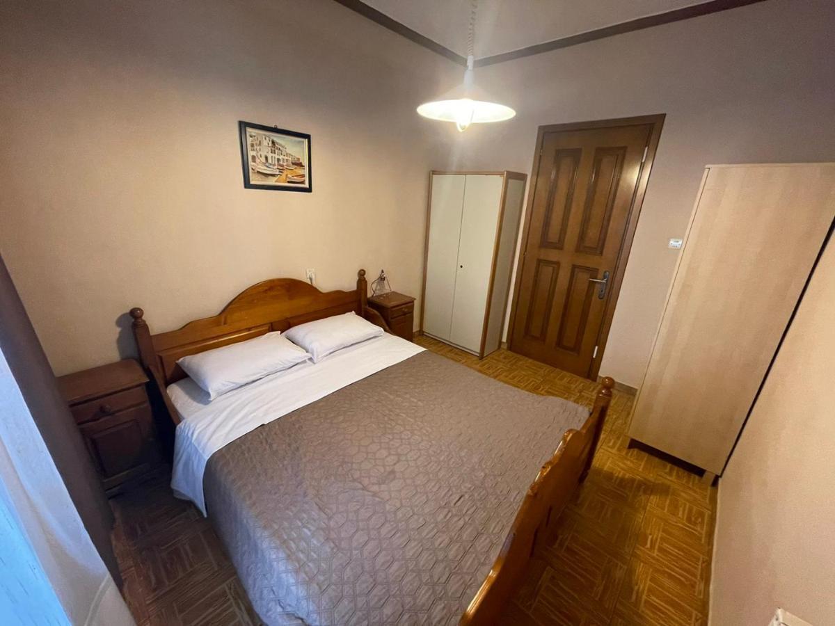 Nea Peramos Large Apartment Near The Beach Exterior photo