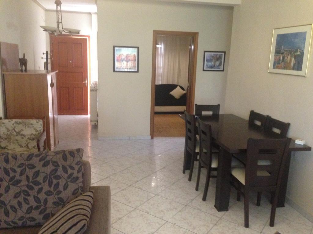 Nea Peramos Large Apartment Near The Beach Exterior photo